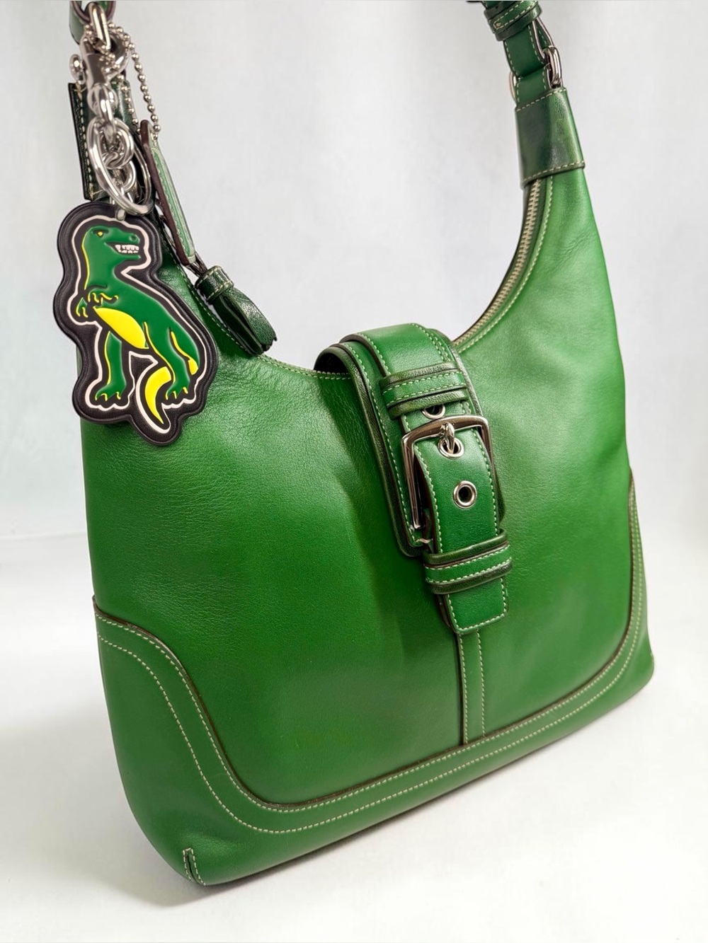 🍃 Rare Vintage Coach Soho Flap Ergo Shoulder Bag – Kelly Green Purse - Picture 4 of 16